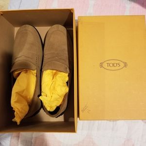TOD'S Penny loafer